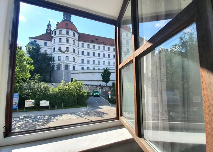 Neuburg *